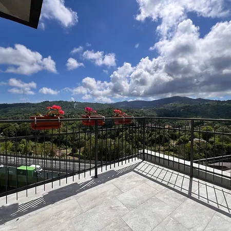 La Casa In Pietra, In Front Of Motorway, Perfect For Road Trips, With Private Parking Rapallo